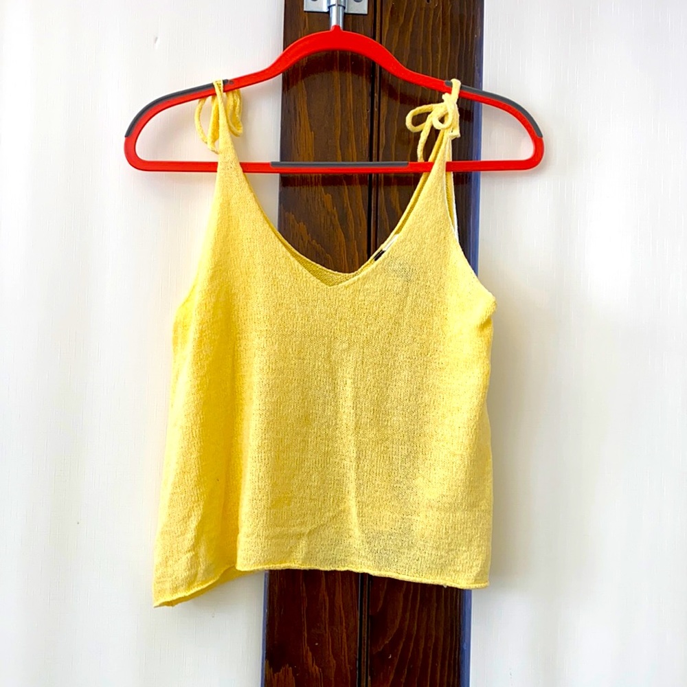 Women’s yellow tank